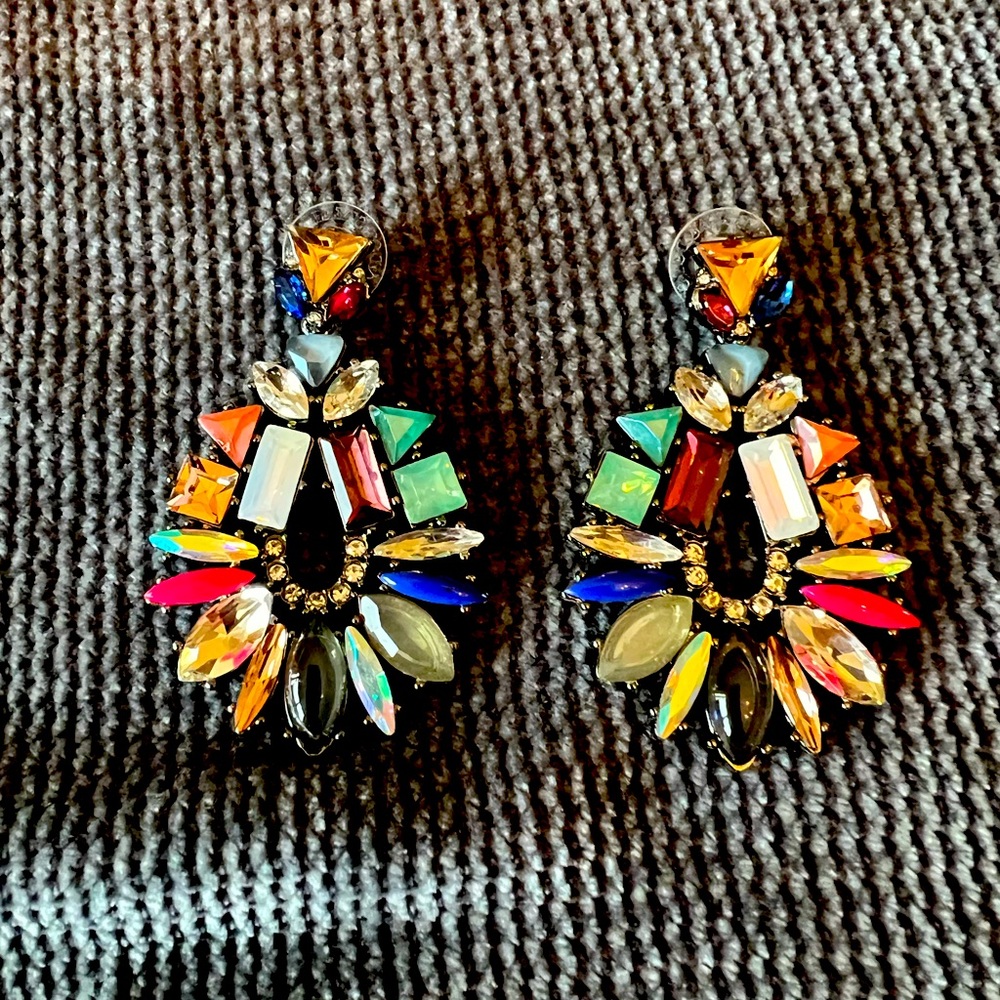 Stella and Dot jeweled, pierced earrings